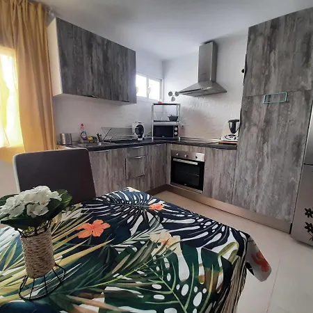 Aisha'S Home: Sun & Pools On The Southern Coast Апартаменты *